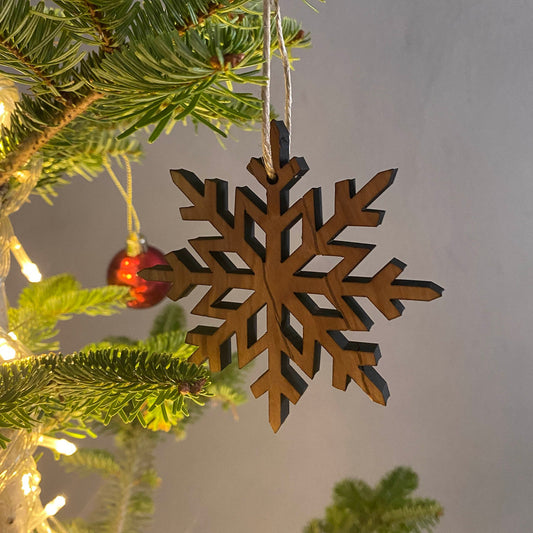 Ornements de Noël en bois d'olivier en forme de flocon de neige - Décoration de Noël unique