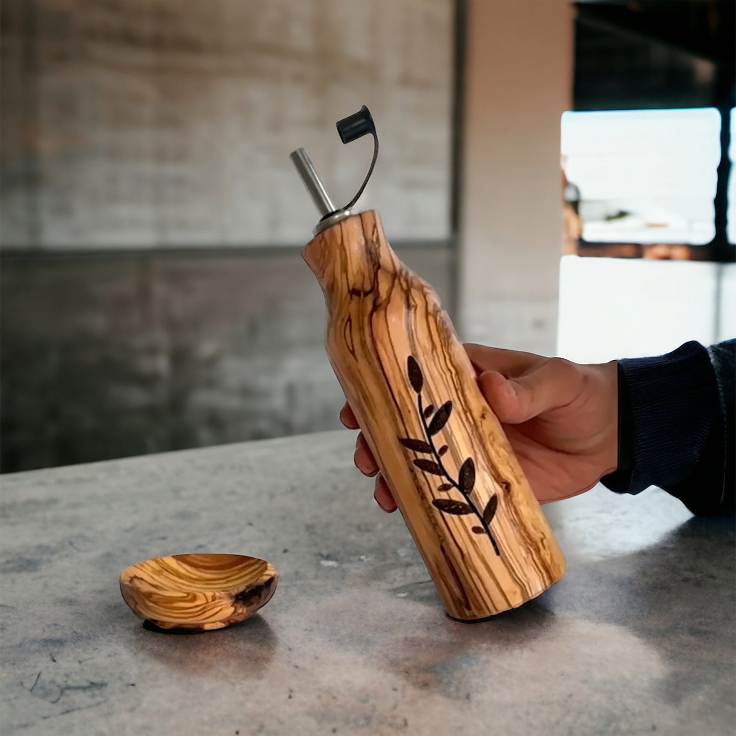 Olive Wood Oil and Vinegar Bottle - Elegant and Functional Kitchen Decor