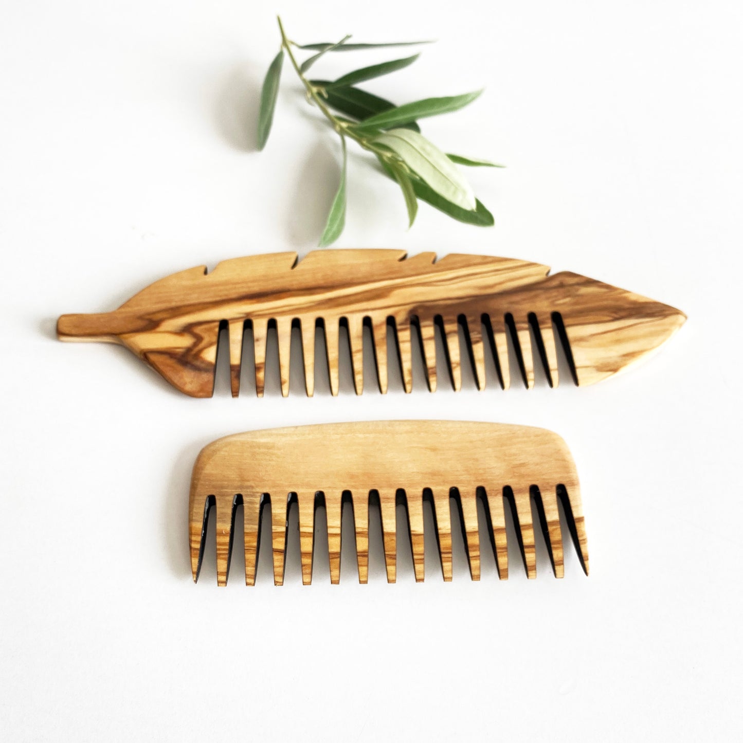 Olive Wood Beauty Comb Set of 2, Wooden Wide Tine Combs, Wooden Close Tine Combs, Authentic Comb Set