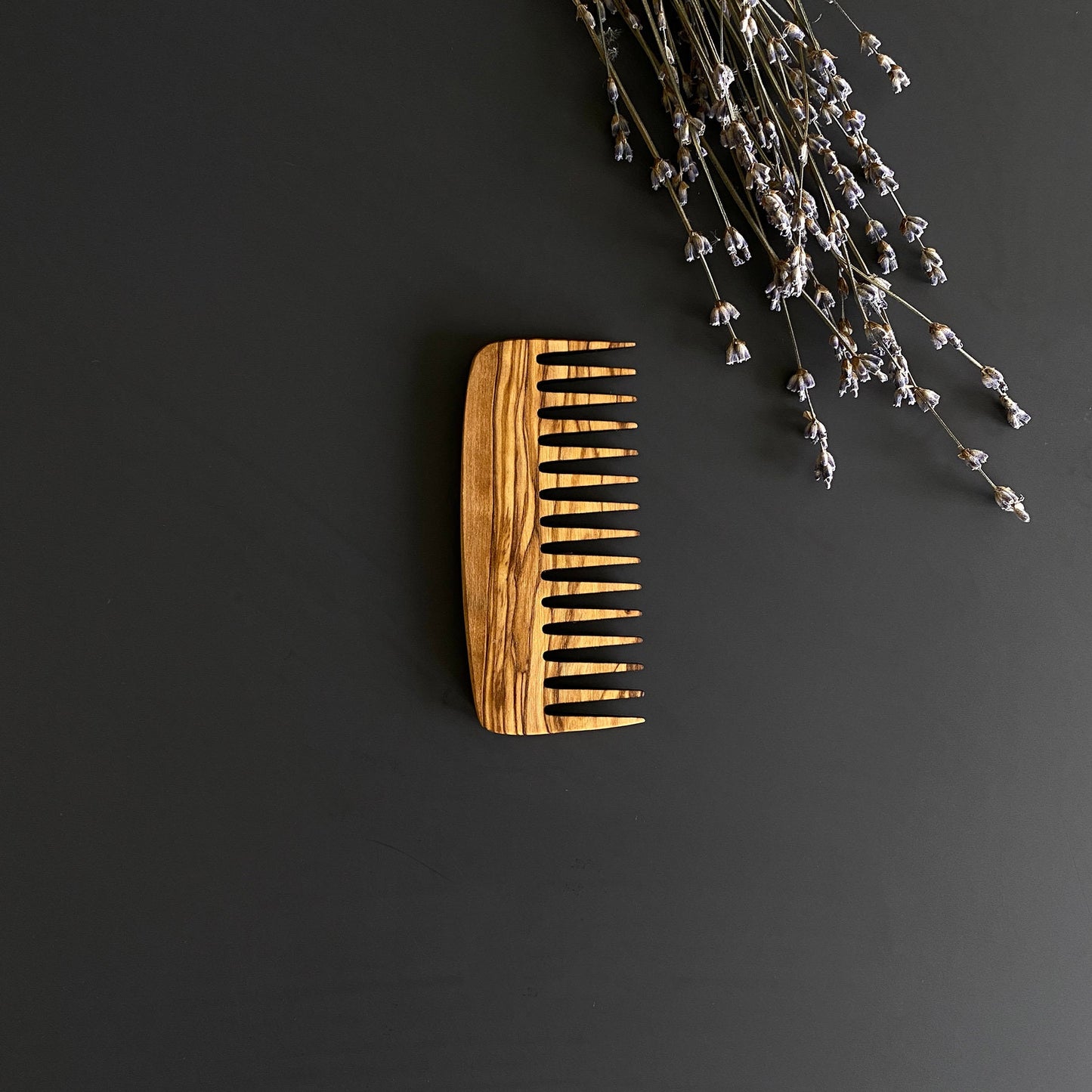 Personalized Olive Wood Wide Tine Comb, Handmade Wooden Beauty Comb, Authentic Hair comb