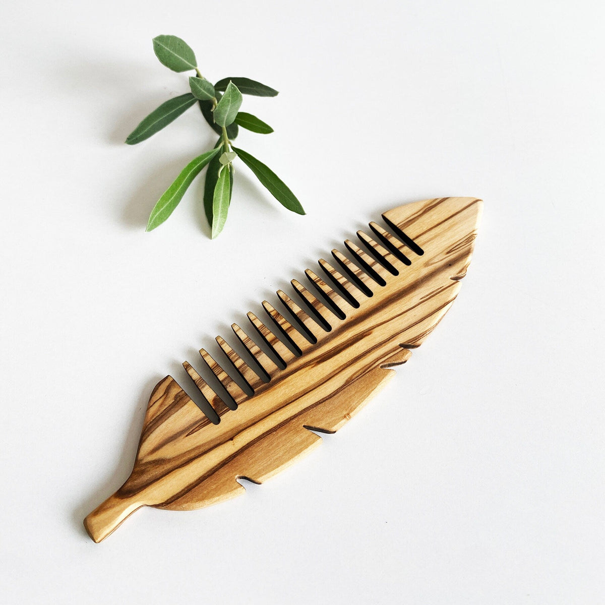 Olive Wood Wide Tine Comb, Handmade Wooden Beauty Comb, Authentic Hairbrush, Natural Wood Tine Comb, Live Wood Comb