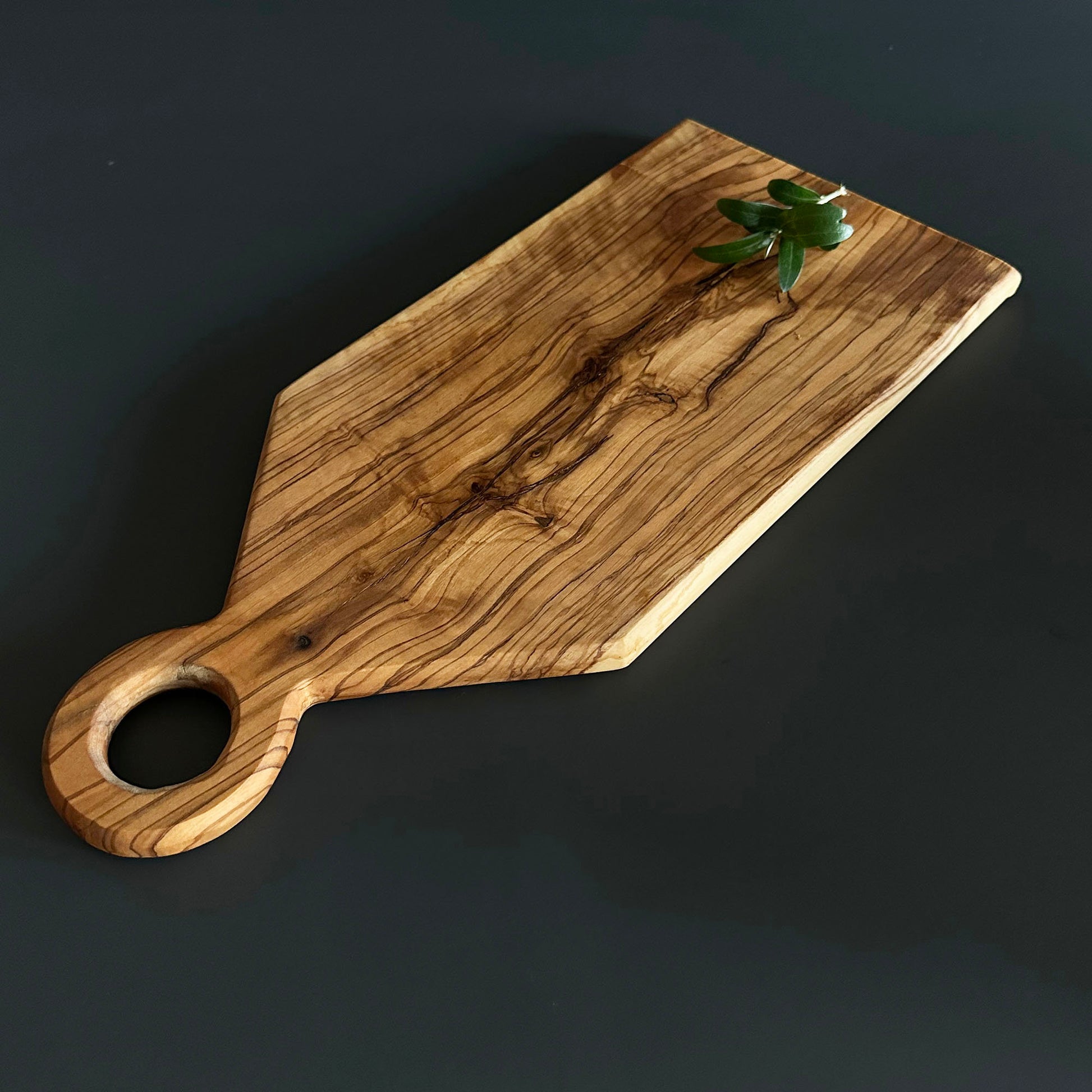 Olive Wood Cutting Board, Olive Wood Board, Authentic Olive Wood Cutting Board, Natural Wood Chopping Board, Luxurious Wooden Cutting Board