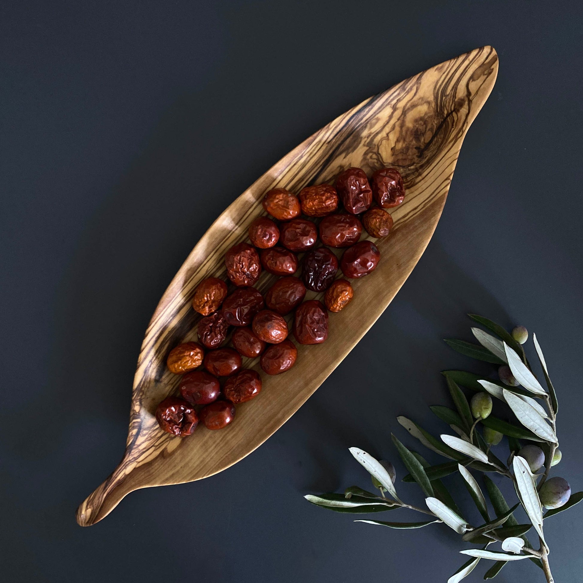 Olive Wood Serving Plates, Wooden Leaf Formed Plate, Decorative Plates, Kitchen gifts