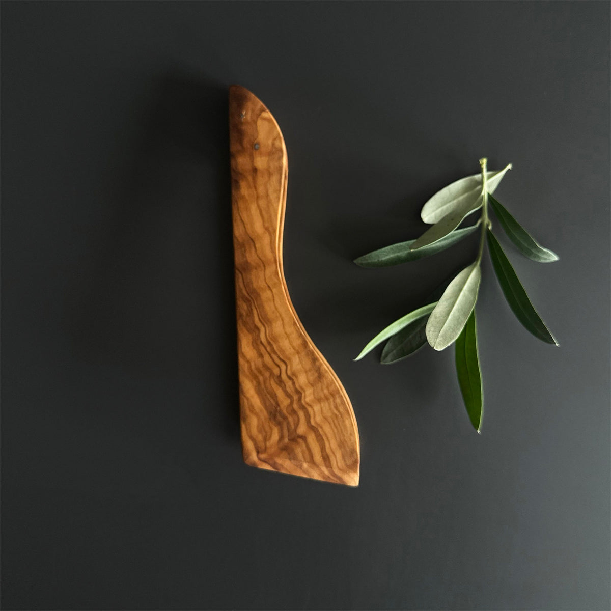 Artisan Olive Wood Kitchen Tongs, Anti-bacterial Serving Utensil