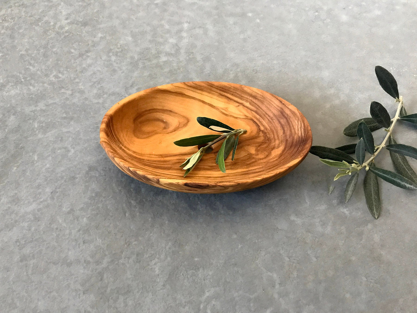 Olive Wood Soap Dish, Authentic Soap Holder, Wooden Vintage Soap Holder, Authentic Soap dish, High Quality Wood