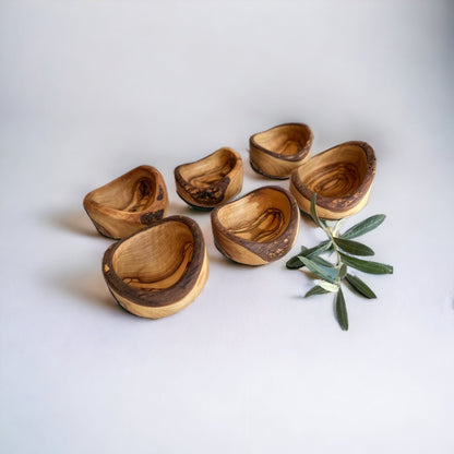 Olive Wood Rustic Bowls, Natural Wooden Edge Bowl 10 cm / 3,94 "