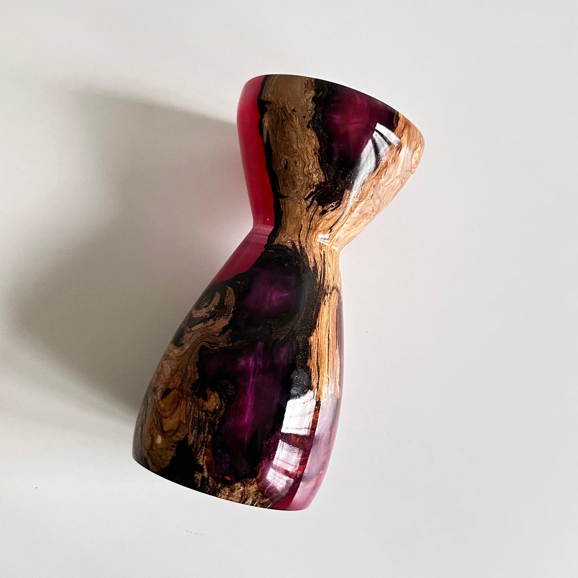 Handmade Epoxy Resin and Olive Wood Vase - Fuchsia Black and Natural Colors - 28 cm Height - Perfect Gift for Office and Home Decor"