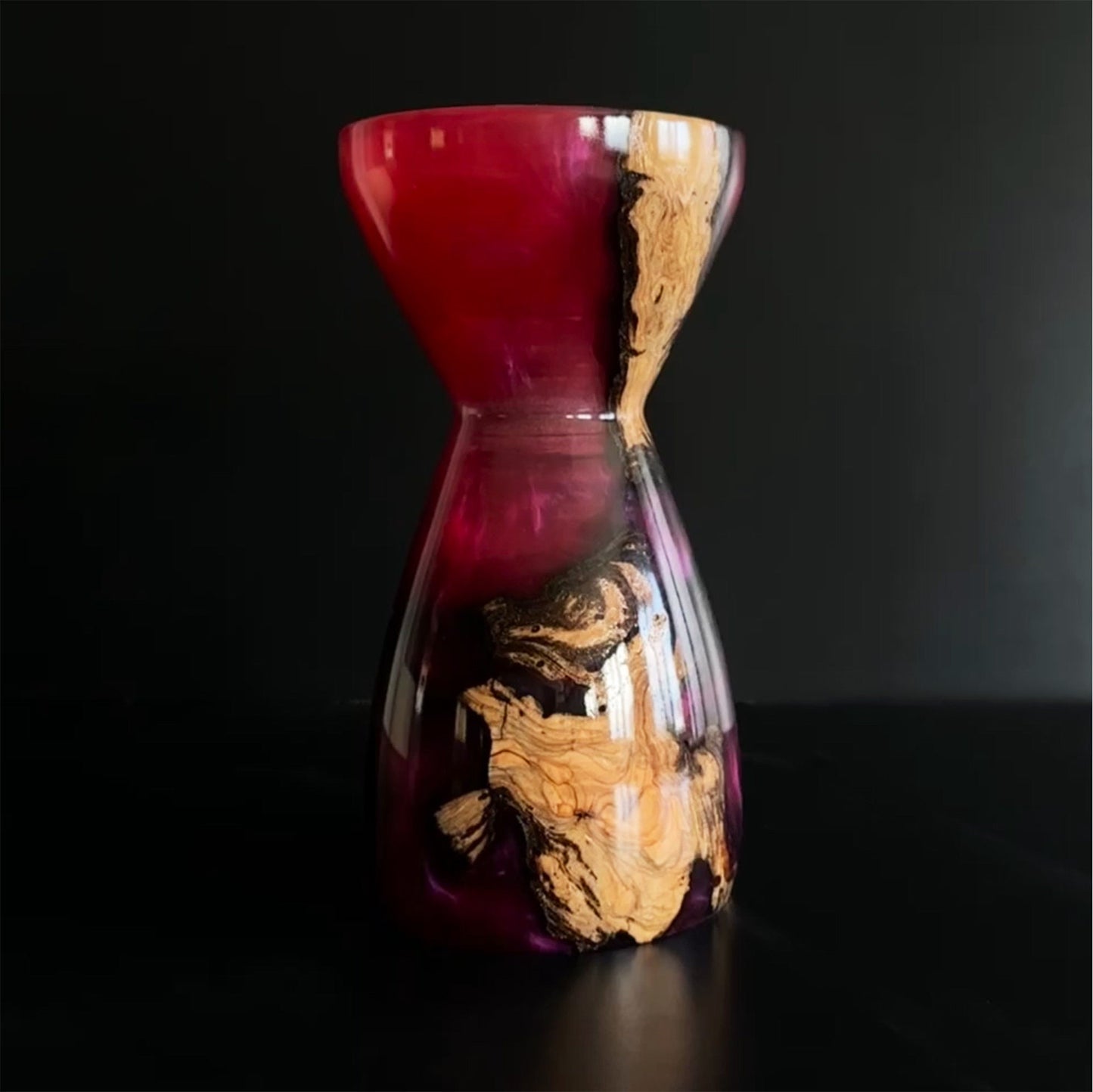 Handmade Epoxy Resin and Olive Wood Vase - Fuchsia Black and Natural Colors - 28 cm Height - Perfect Gift for Office and Home Decor"