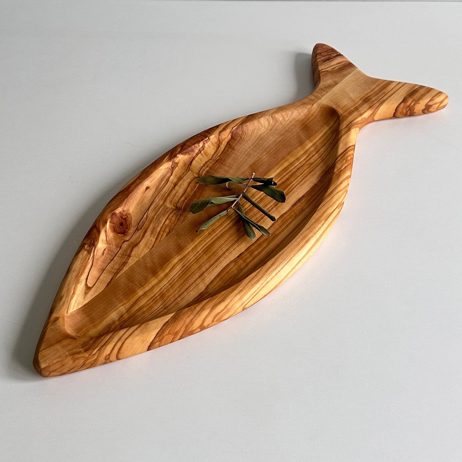 Handcrafted Olive Wood Fish-Shaped Plates, Unique Wooden Dishes