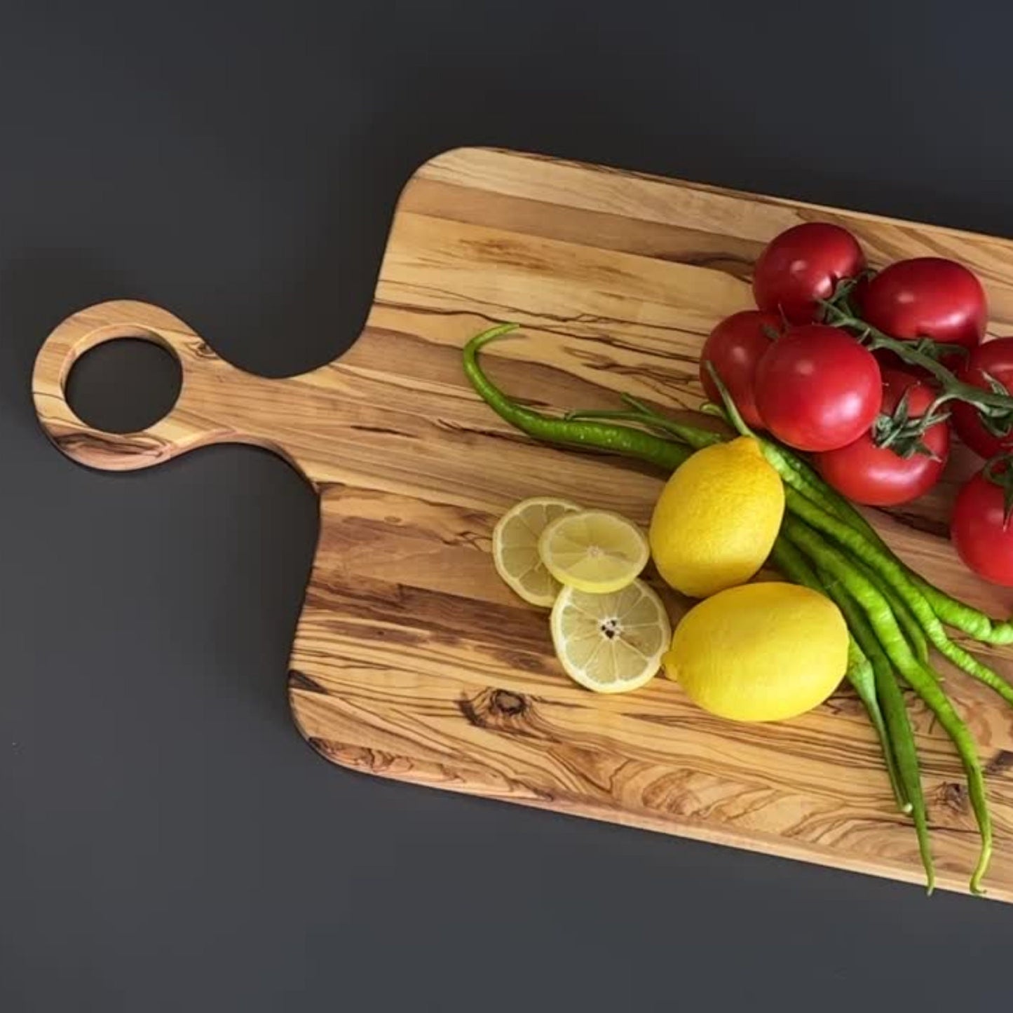 Personalized Olive Wood Cutting Board,Mother's Day Gifts, Personalized Gifts for Mom, Custom Cutting Board, Mama's Kitchen