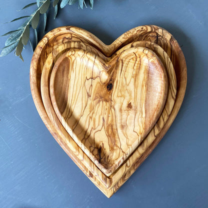 Personalized Olive Wood Heart Plate Set – Rustic Decorative Platters