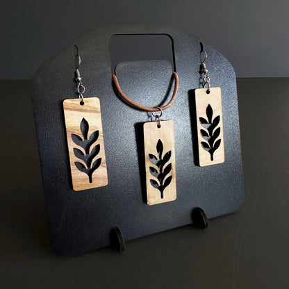 Handcrafted Olive Wood Leaf Necklace – Calfskin Cord, Nature Jewelry