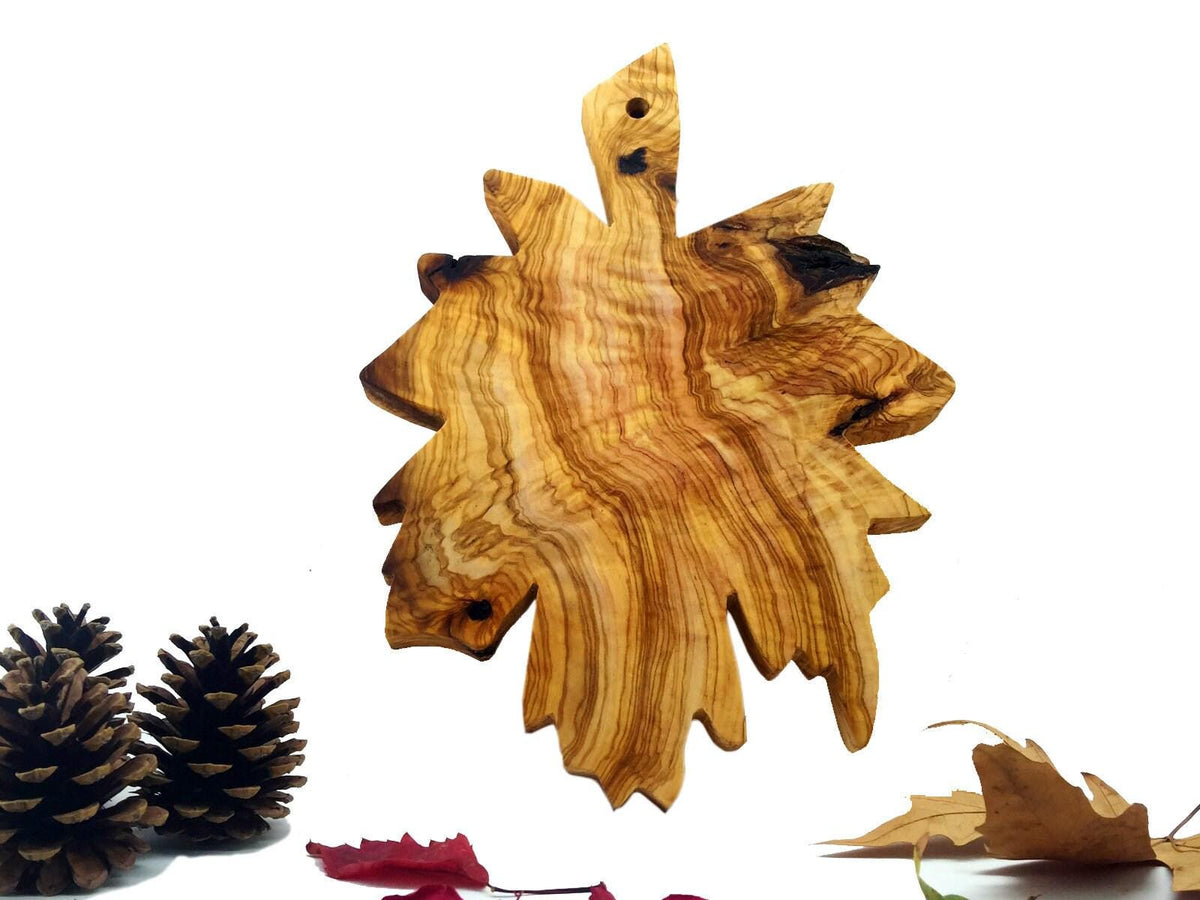 Olive Wood Cutting Board: Sycamore Leaf Design, Antibacterial