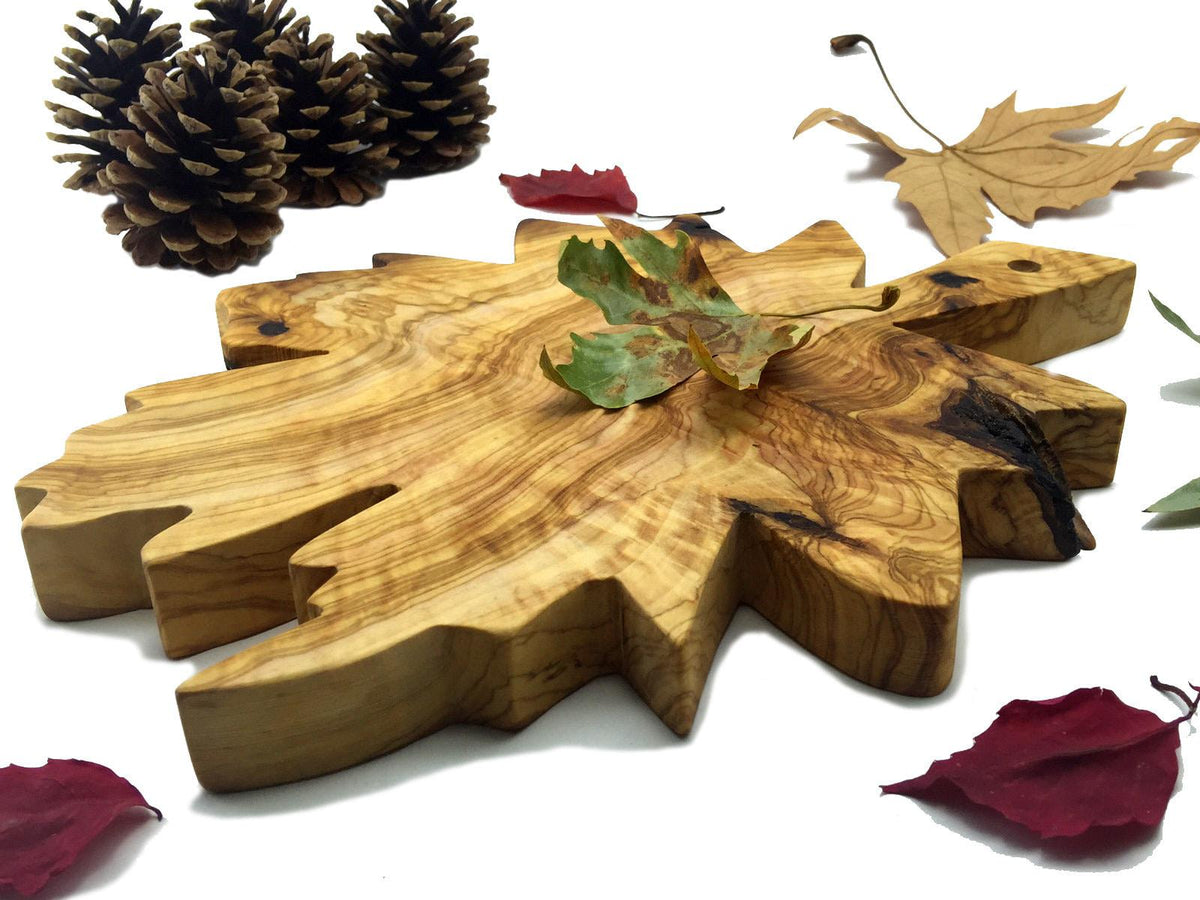 Olive Wood Cutting Board: Sycamore Leaf Design, Antibacterial