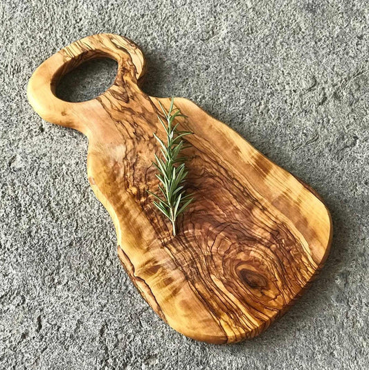 Planche à découper en bois d'olivier moderne, finition à l'huile d'olive de la mer Égée turque