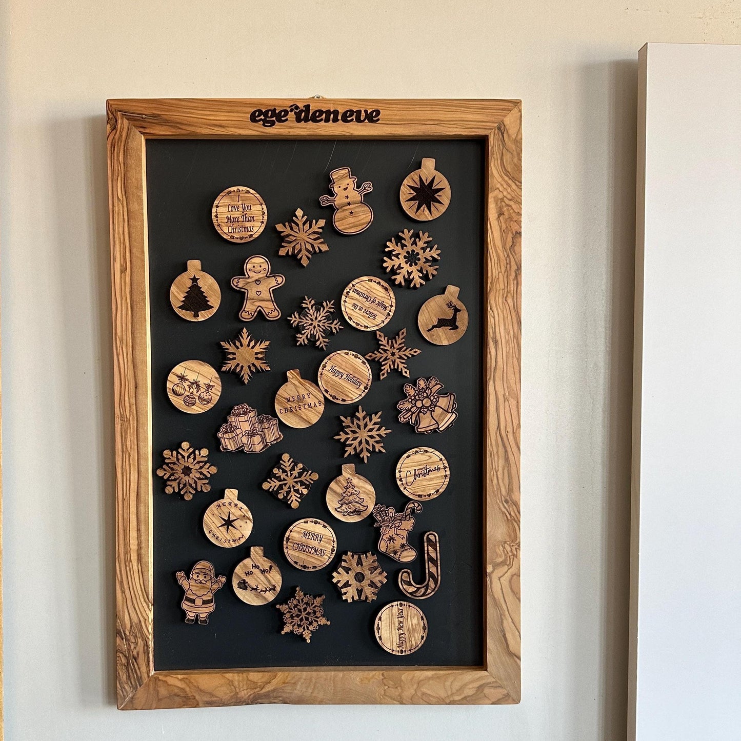 Olive Wood Magnet Display Stand – Magnet Display Board - Wooden Frame for Christmas Magnets