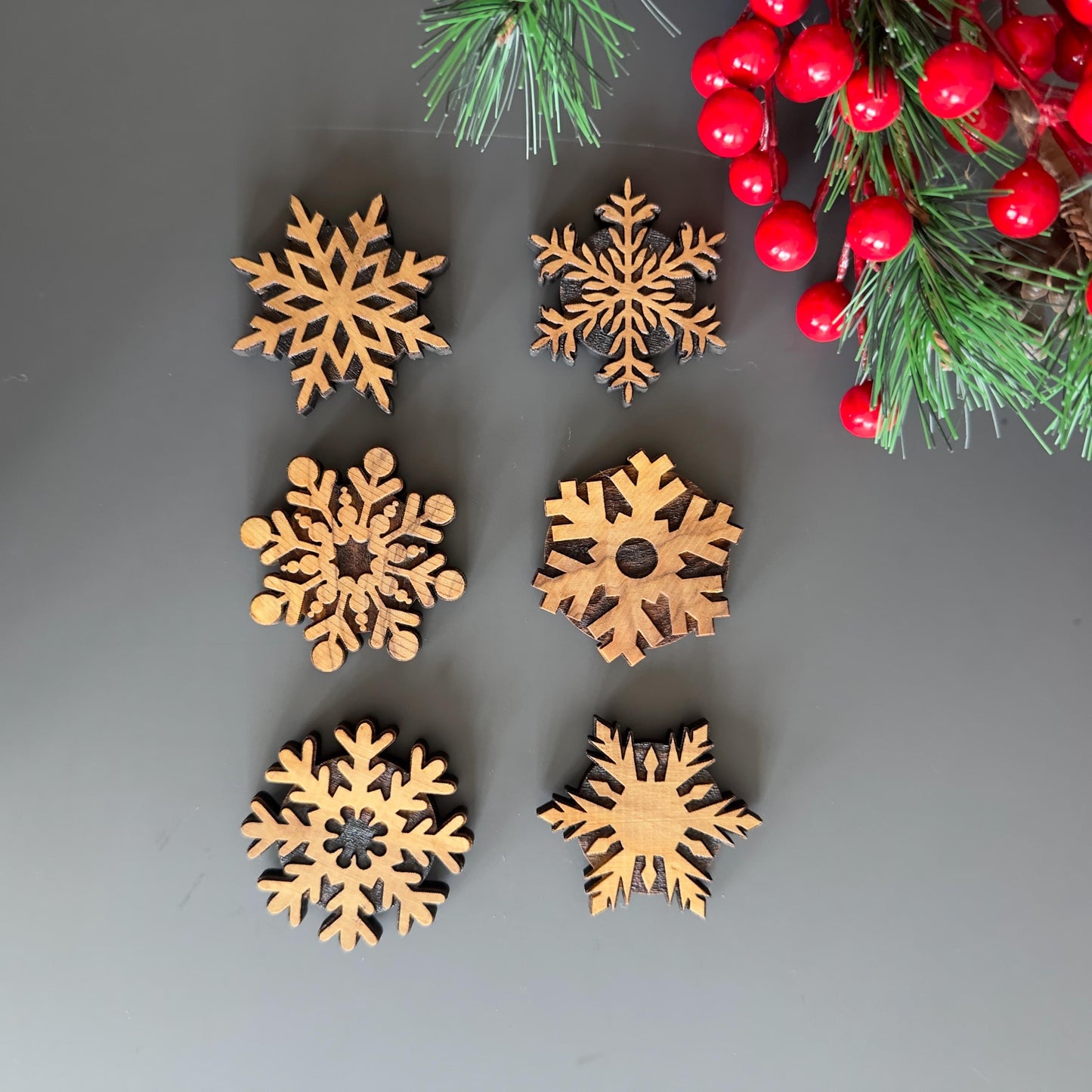 Olive Wood Magnet Display Stand – Magnet Display Board - Wooden Frame for Christmas Magnets