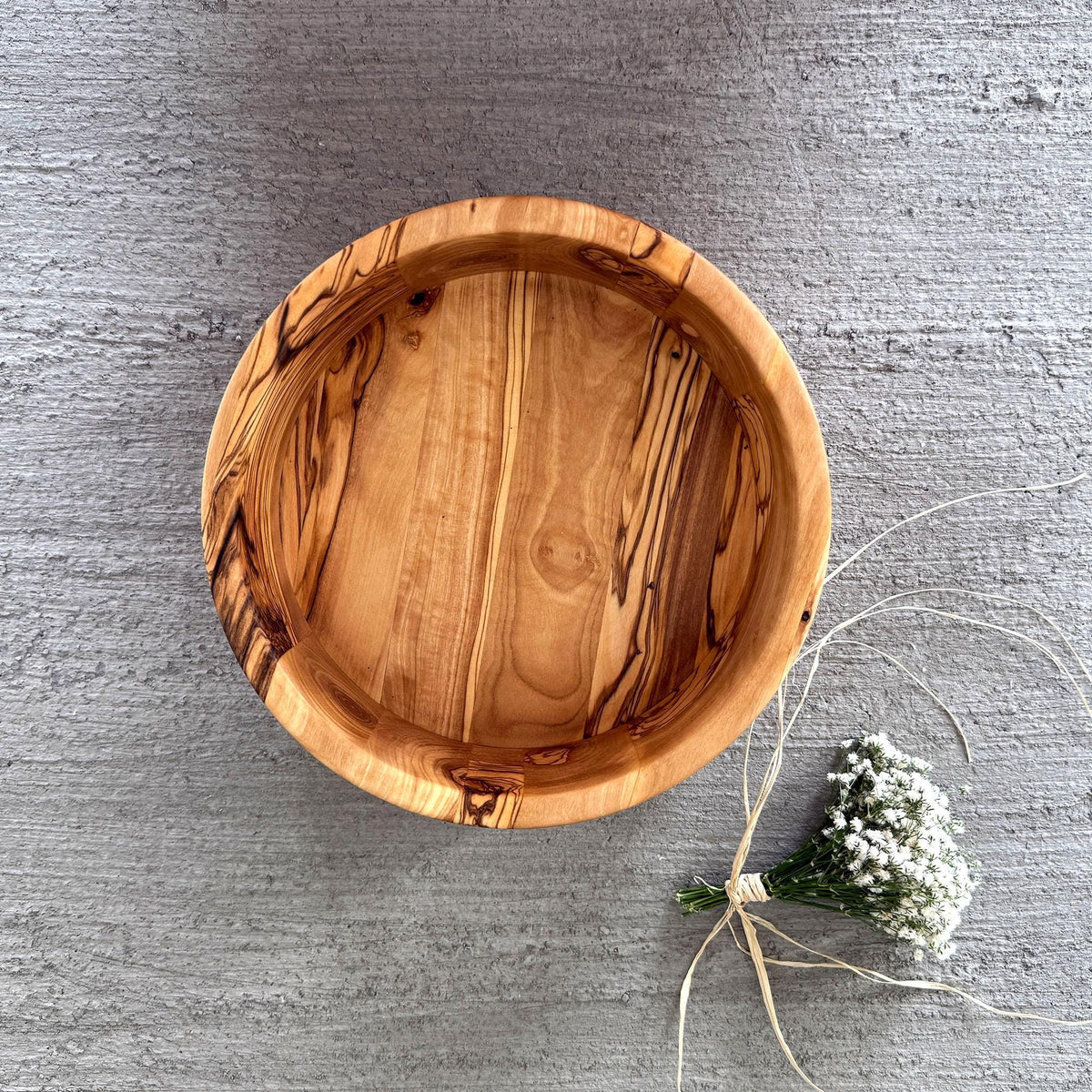 Personalized Olive Wood Bowl – Handcrafted Rustic Kitchen Decor