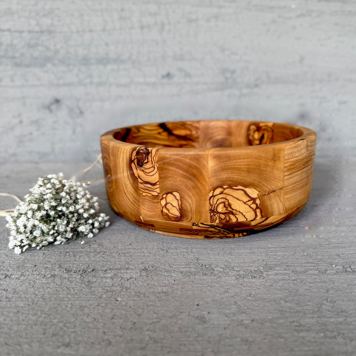 Personalized Olive Wood Bowl – Handcrafted Rustic Kitchen Decor