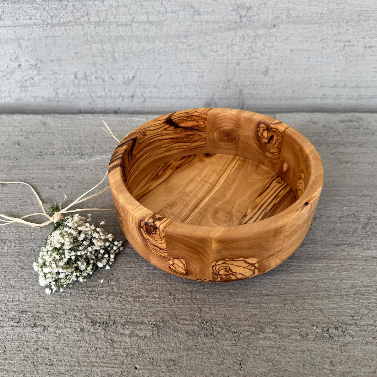 Personalized Olive Wood Bowl – Handcrafted Rustic Kitchen Decor