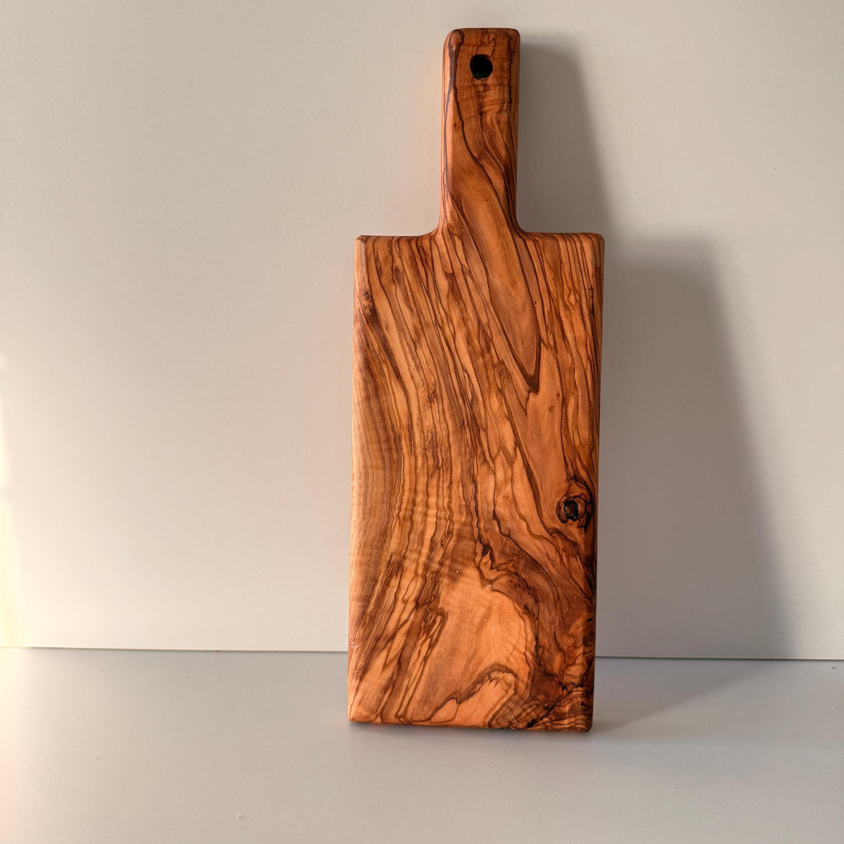 Olive Wood Cutting Board with Handle | Turkish Kitchen Decor