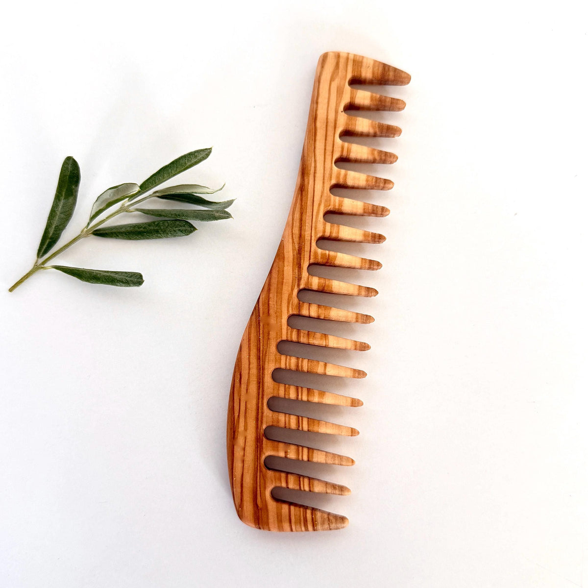 Handmade Olive Wood Wide Tooth Comb – 17cm | Anti-Static, All Hair Types, Natural Finish