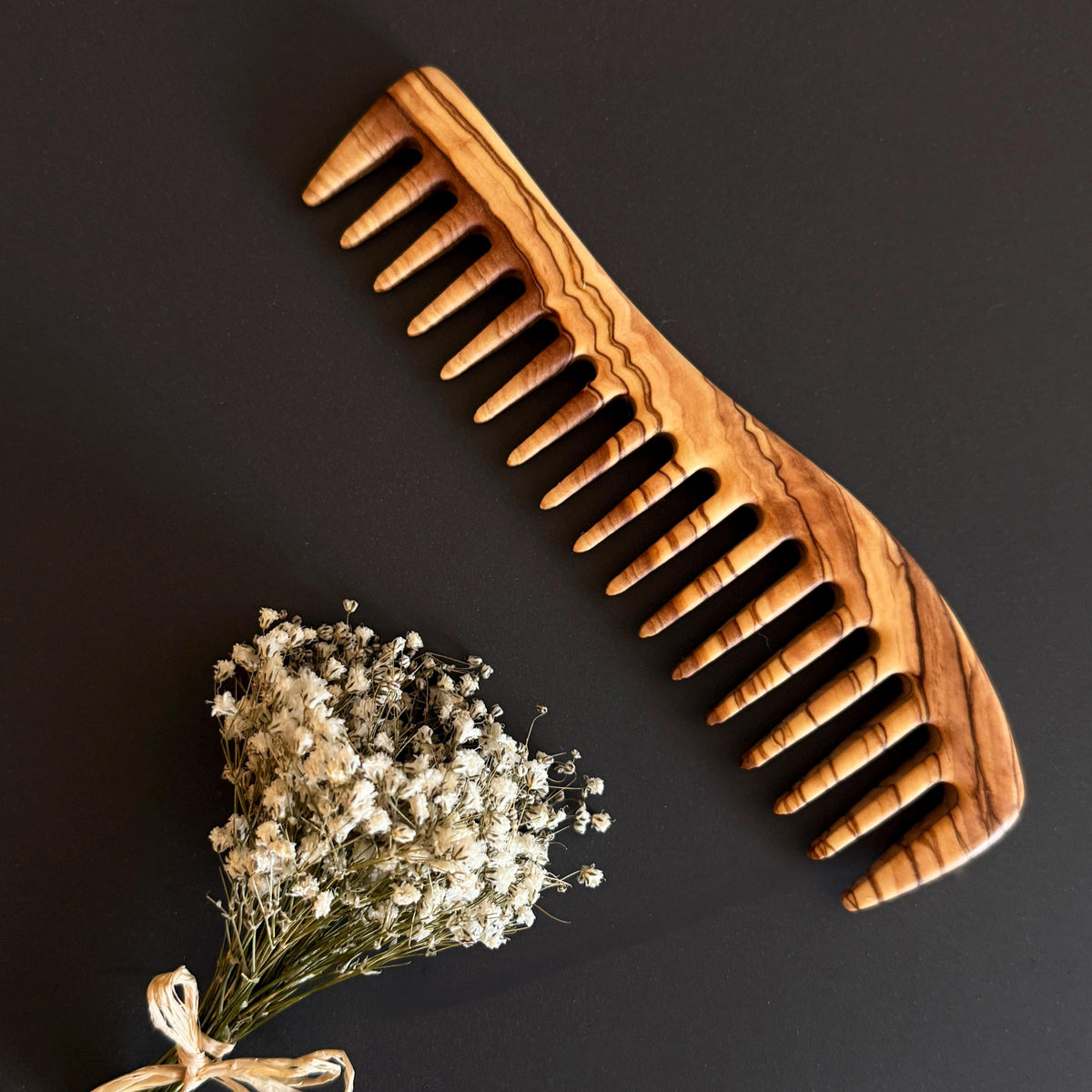 Handmade Olive Wood Wide Tooth Comb – 17cm | Anti-Static, All Hair Types, Natural Finish