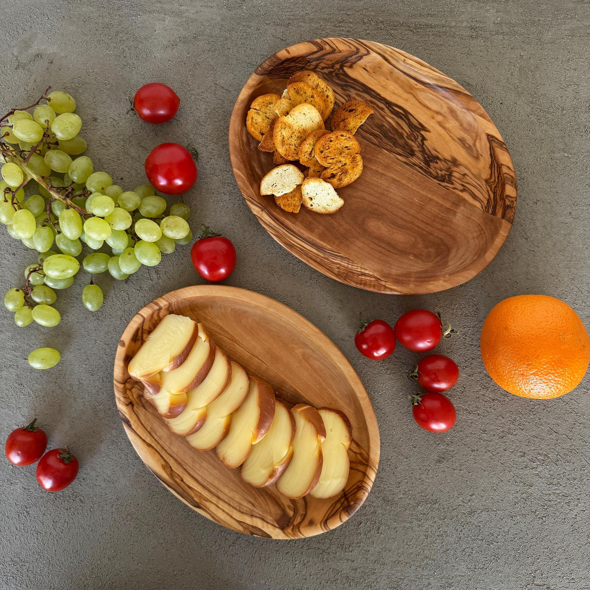Handcrafted Olive Wood Oval Snack Plate | Natural Serving Dish for Appetizers, Nuts, and Sweets