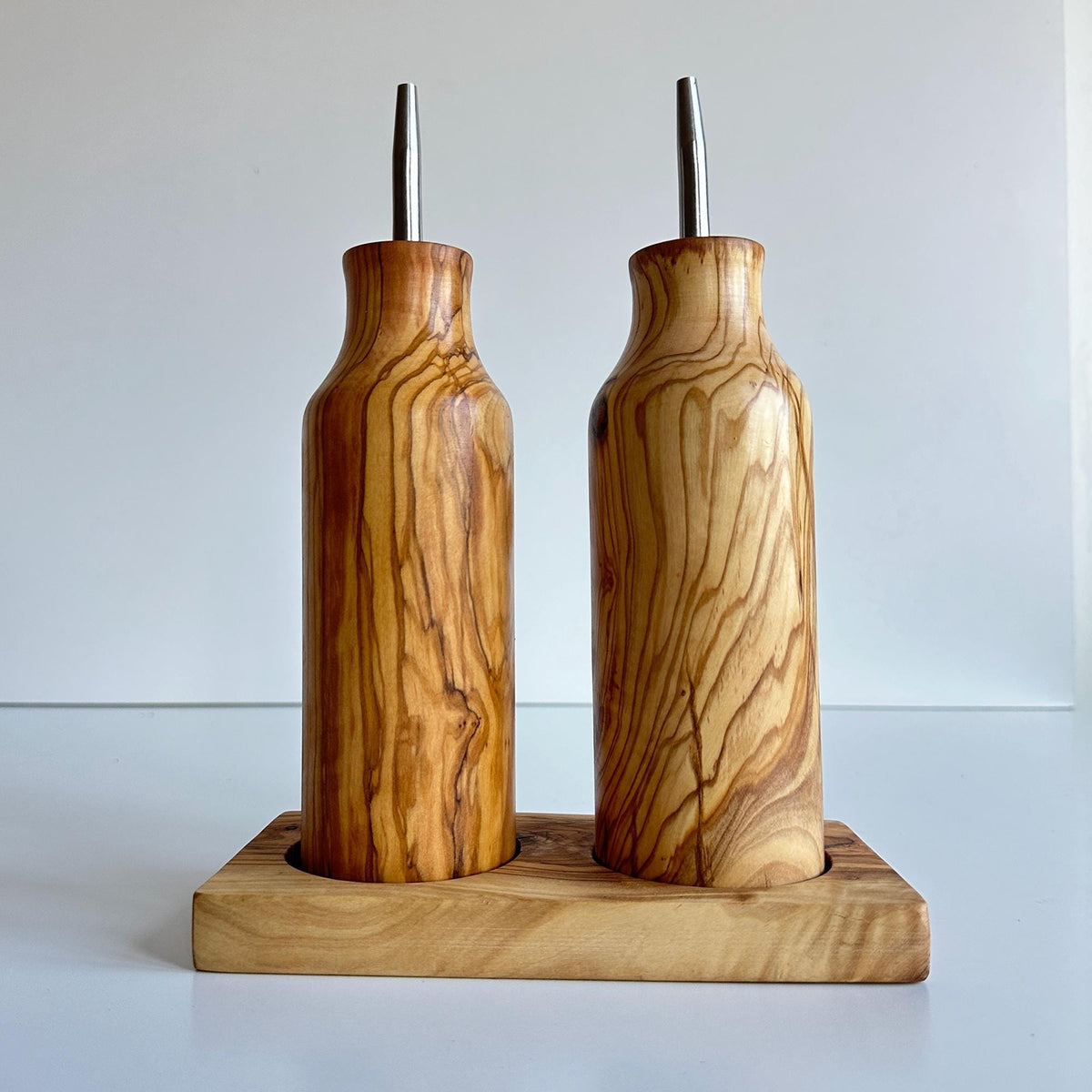 Personalized Olive Wood Oil & Vinegar Dispenser Set – Engraved Rustic Cruet